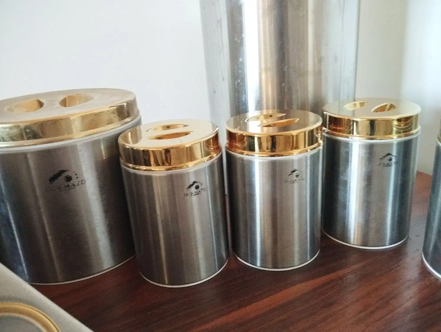 سرویس اشپزخانه|ظروف نگهدارنده، پلاستیکی، یک‌بارمصرف|بیرجند, |دیوار