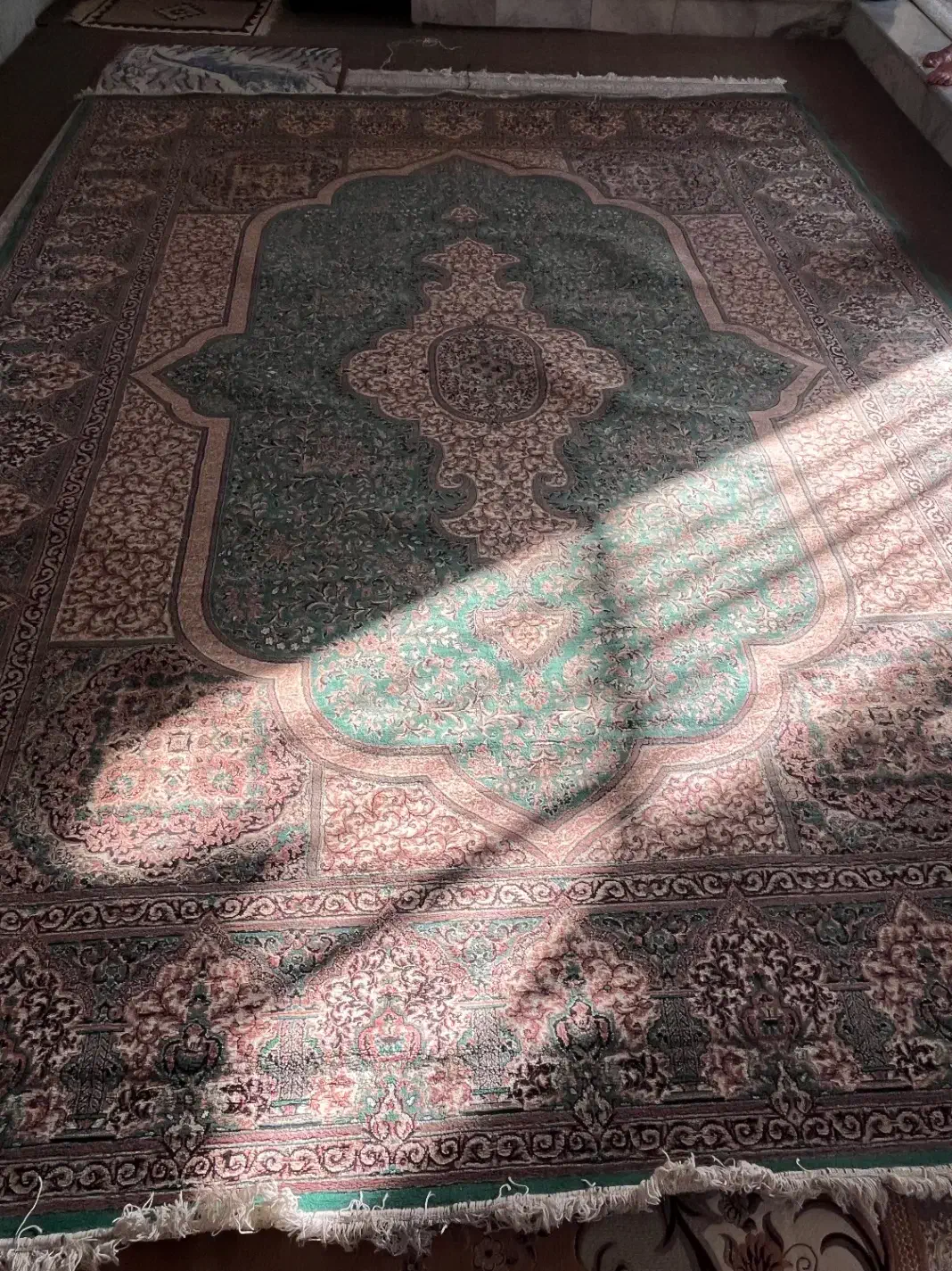 فرش نو و در حد نو|فرش|اسفراین, |دیوار