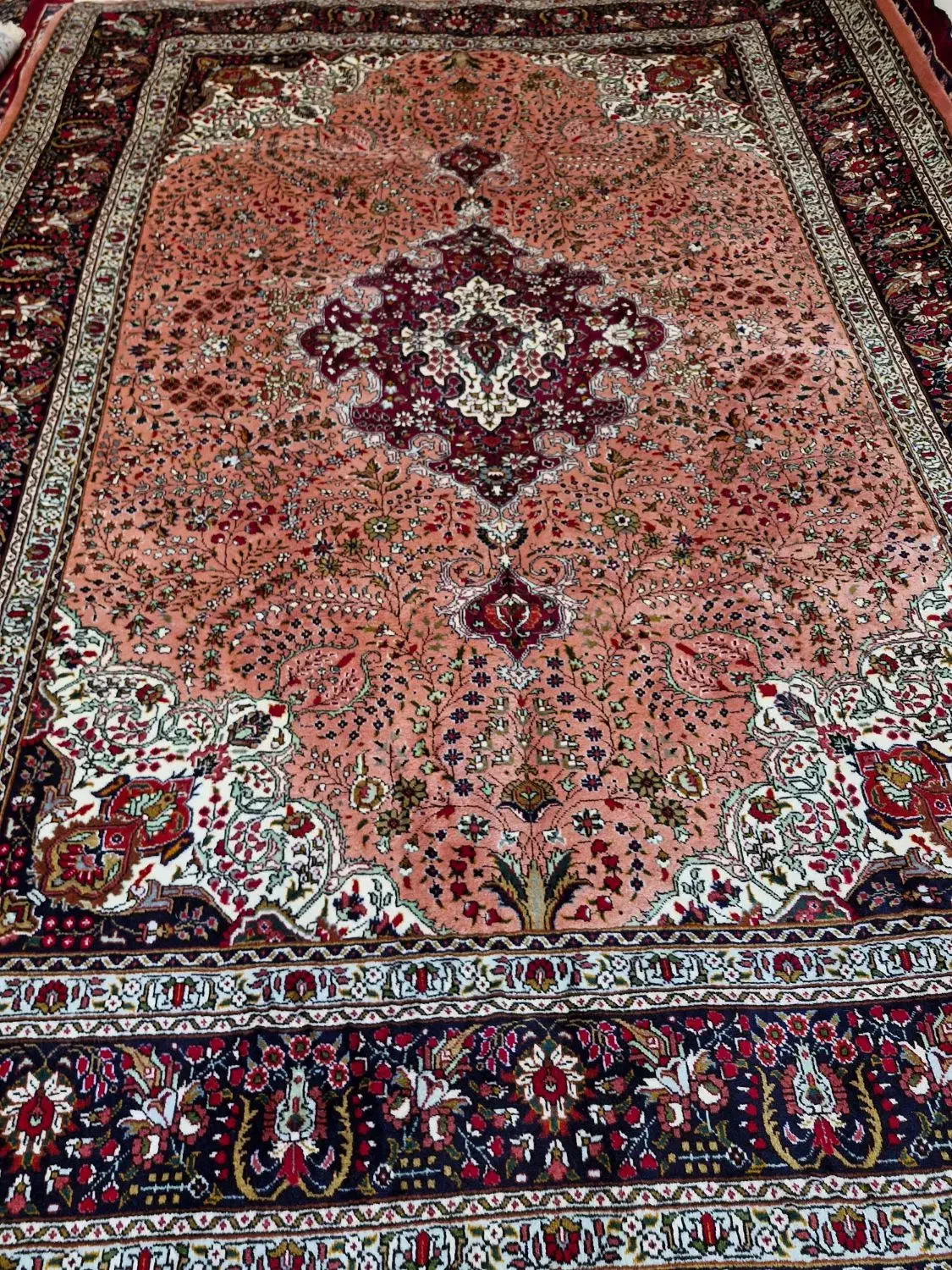 جفت ۹متری آذرشهردستبافت|فرش|تهران, وردآورد|دیوار