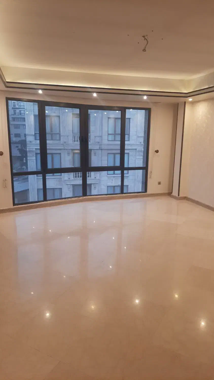 آپارتمان دو خوابه ۱۱۰ متری