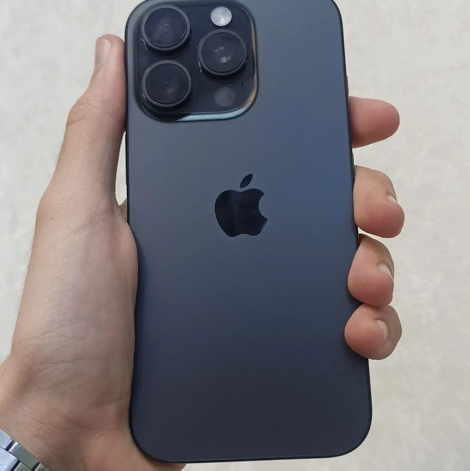 apple آیفون۱۶ پرو مشکی باطری ۱۰۰ ۶۰بار شارژ اقساطی|موبایل|اصفهان, احمدآباد|دیوار