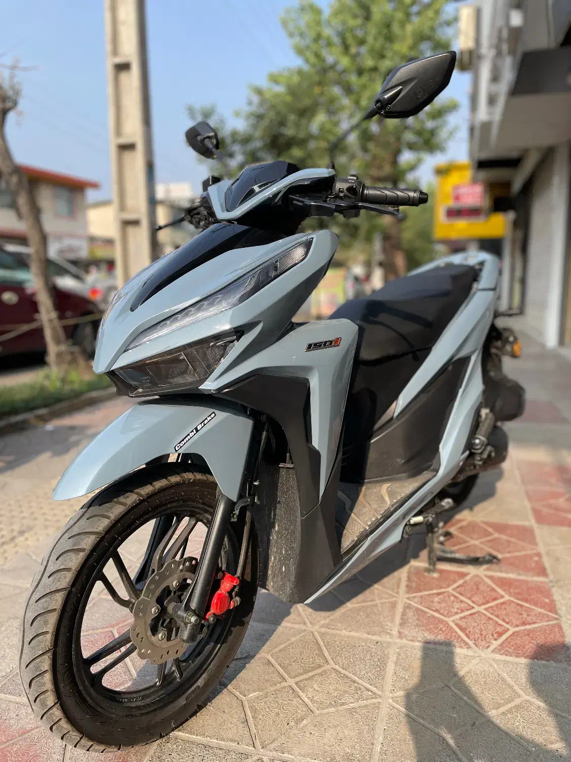 کلیک نامی ۱۵۰ سی سی ۱۴۰۳ مازراتی|موتورسیکلت|ساری, |دیوار