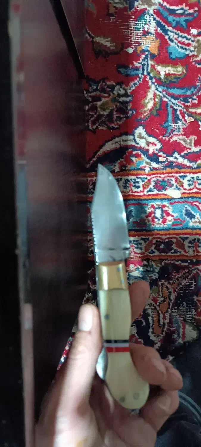 چاقو بابا استاد بهنام تاج دسته گوزن|کلکسیون اشیاء عتیقه|میانه, |دیوار