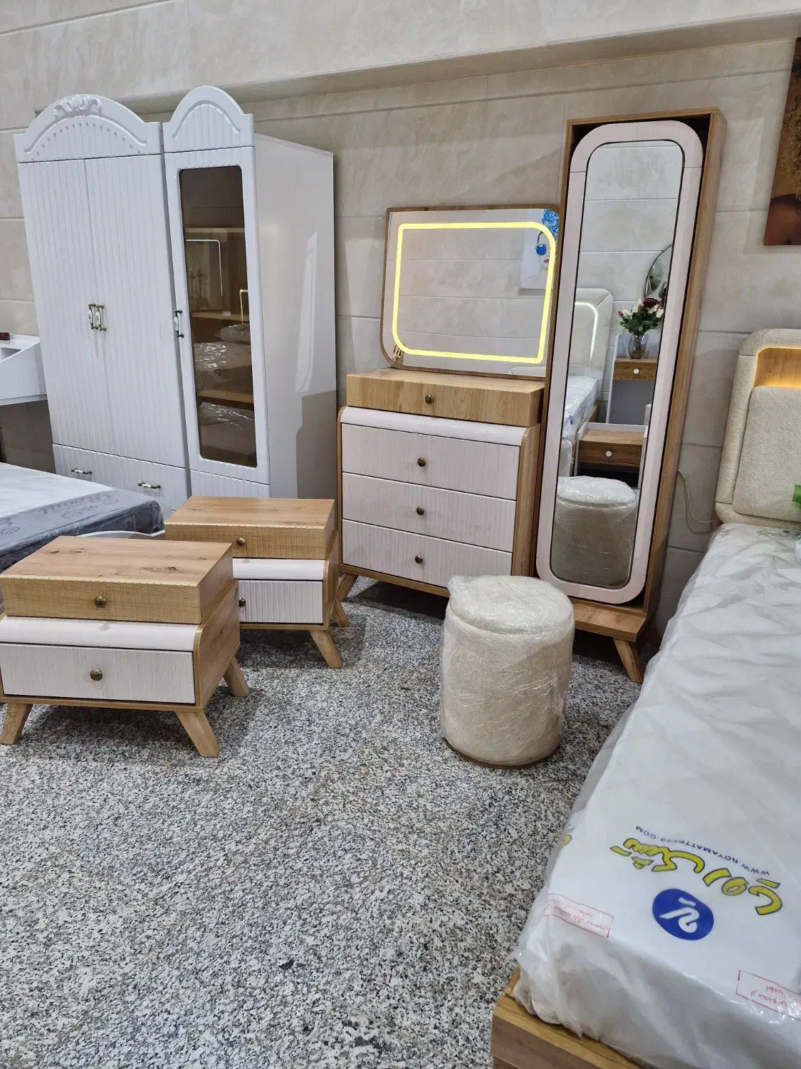 تخت & سرویس خواب اوپال برا جهزیه|تخت و سرویس خواب|زنجان, |دیوار