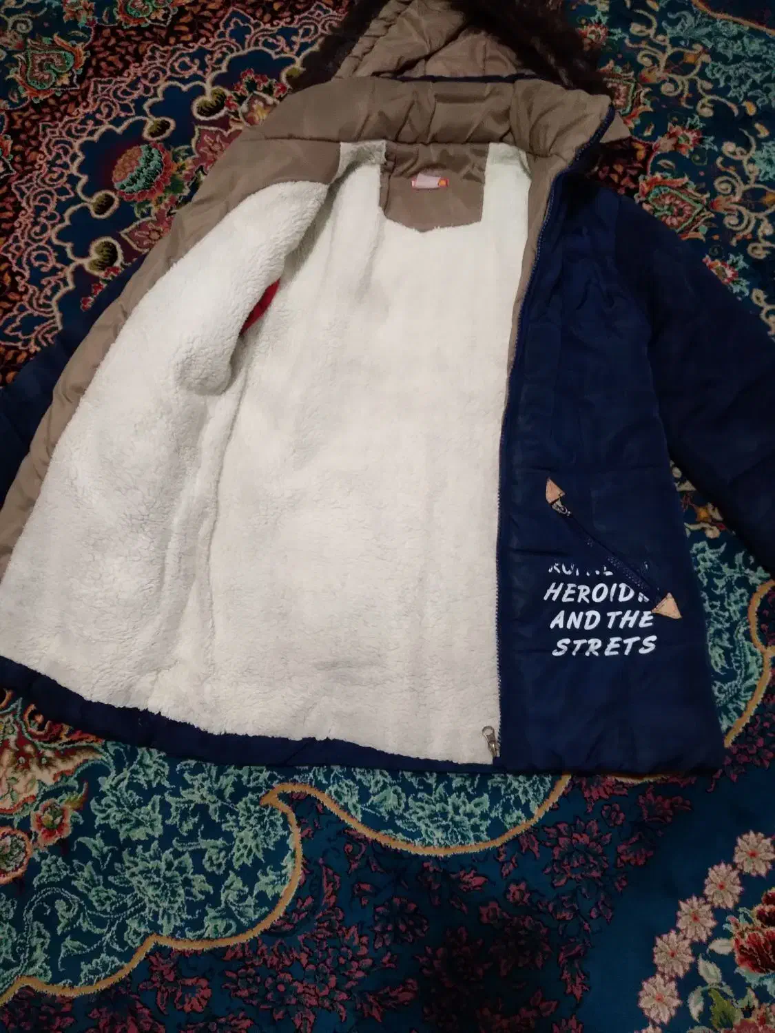 کاپشن پسرانه در حد نو مناسب ۱۰ تا ۱۳ سال|لباس|پاکدشت, شهرک امام رضا|دیوار