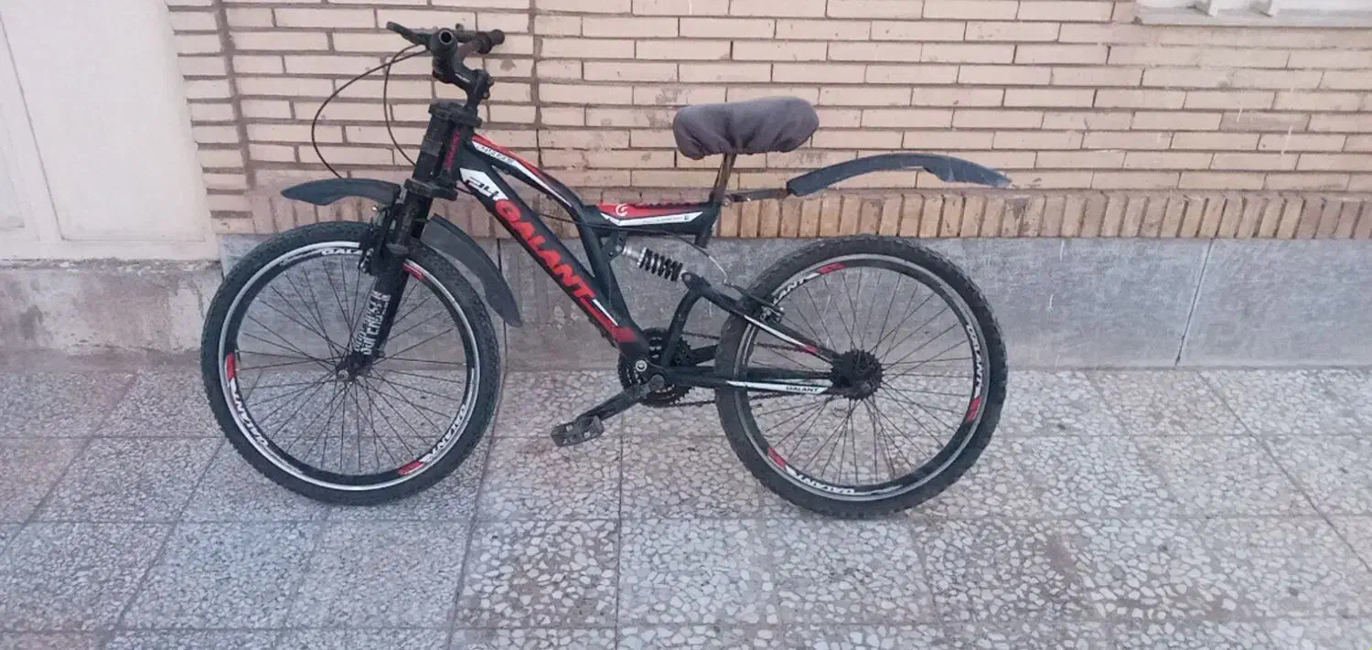 دوچرخه  ۲۴  سالم|دوچرخه، اسکیت، اسکوتر|بم, |دیوار