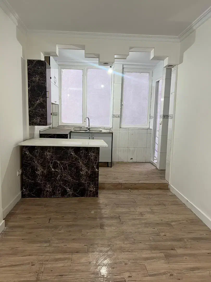 ۴۳ متر گُل بازار ( آسانسور بالکن پکیج )|فروش آپارتمان|تهران, جیحون|دیوار