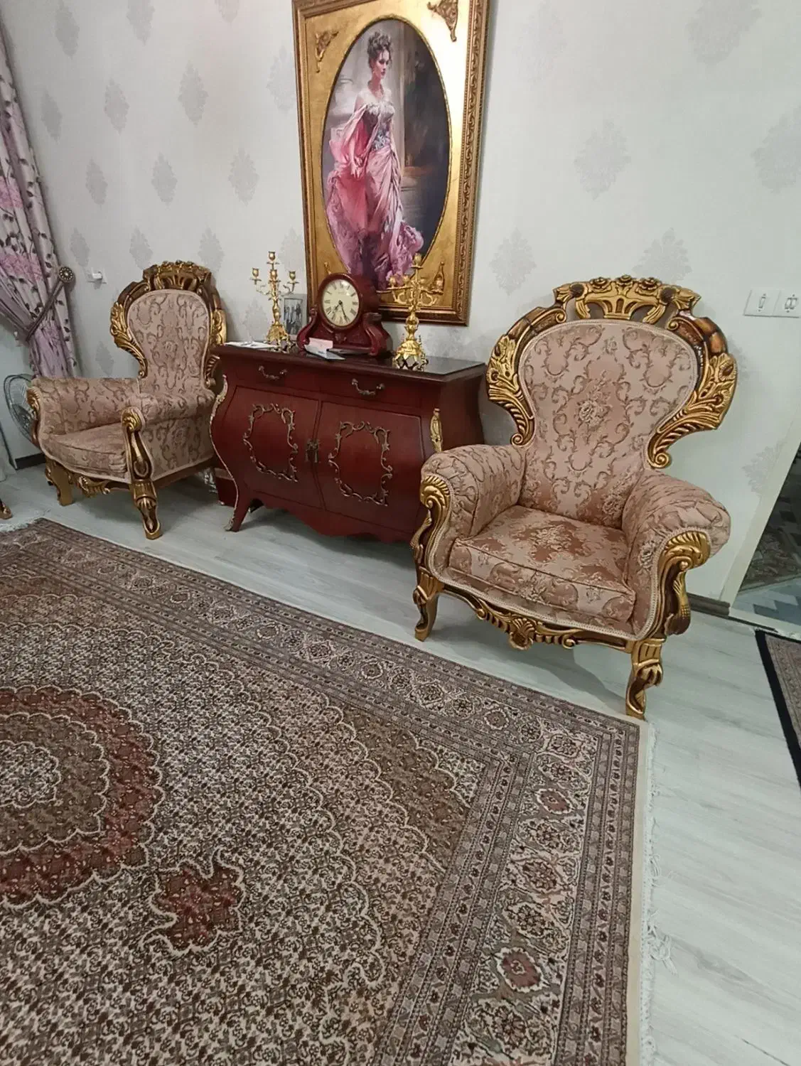 مبلمان سلطنتی یا سه عدد جلو مبلی|مبلمان خانگی و میز عسلی|تبریز, |دیوار