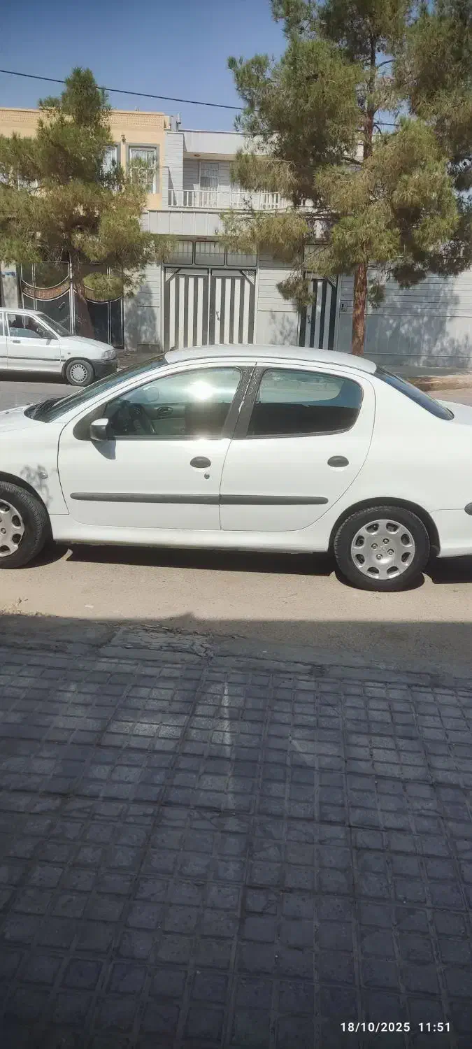 پژو ۲۰۶صندوقدار اتوماتیک مدل ۸۹|خودرو سواری و وانت|مهریز, |دیوار