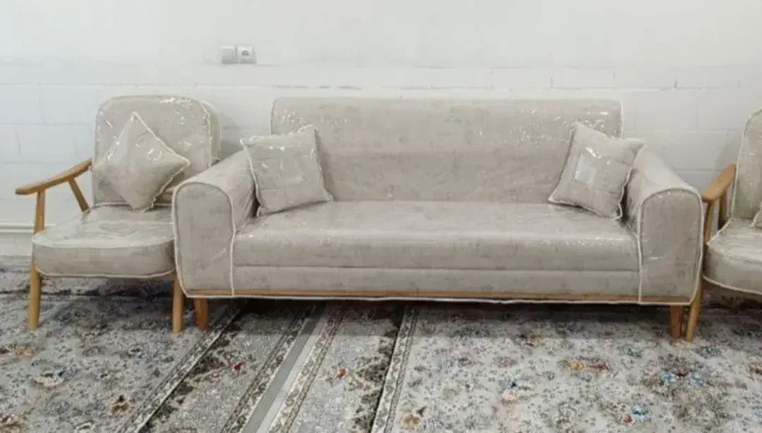 دوخت انواع کاور مبلمان و...|خدمات پیشه و مهارت|بم, |دیوار