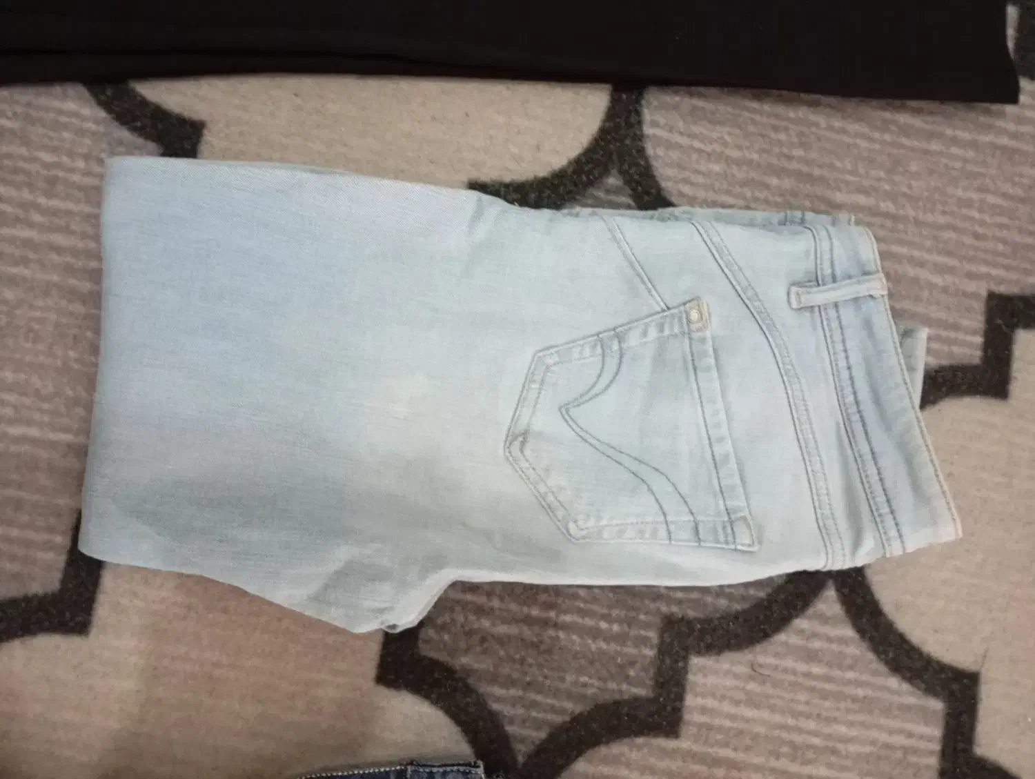 مانتو|لباس|بیرجند, |دیوار