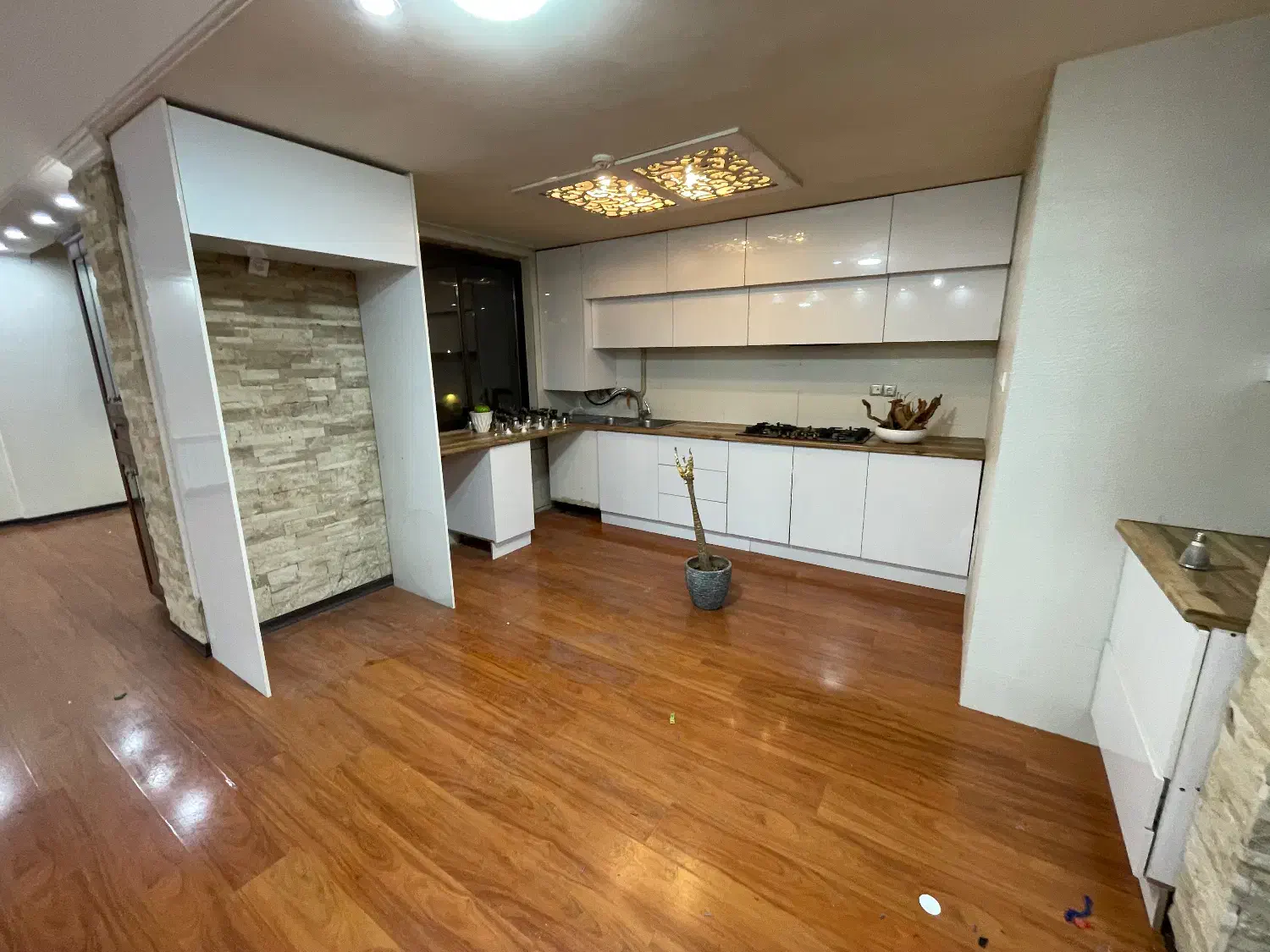 ۸۸متر/سعادت اباد*دوخواب*مجتمع*کوهستان