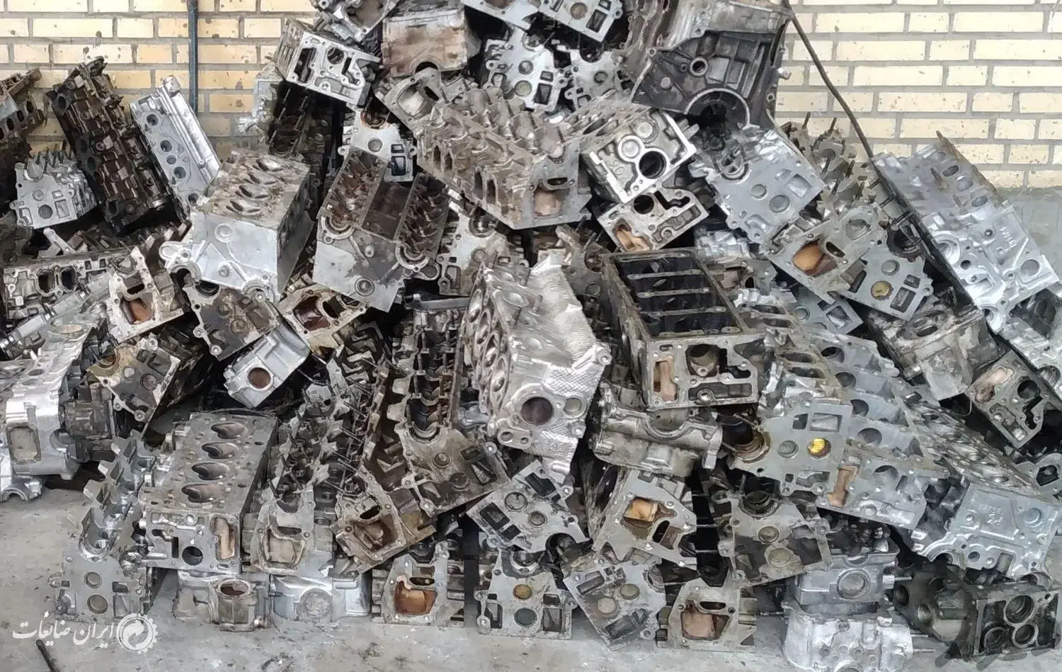 خرید و فروش انواع سرسیلندر سر سیلندر داغی در محل|قطعات یدکی و لوازم جانبی|شیراز, نصر|دیوار
