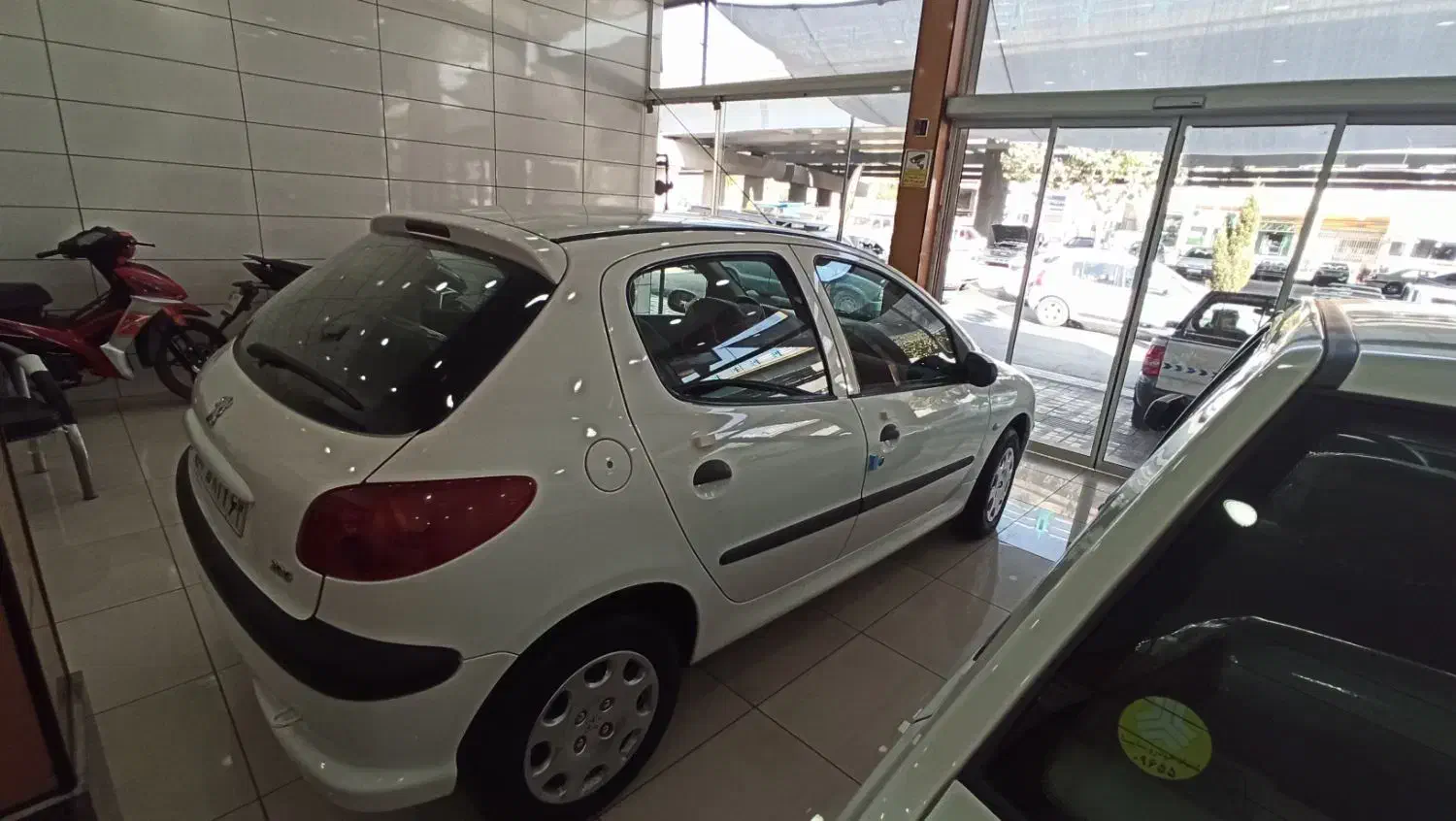 پژو 206 مدل 99 نقد یا معاوضه|خودرو سواری و وانت|شیراز, مسلم|دیوار