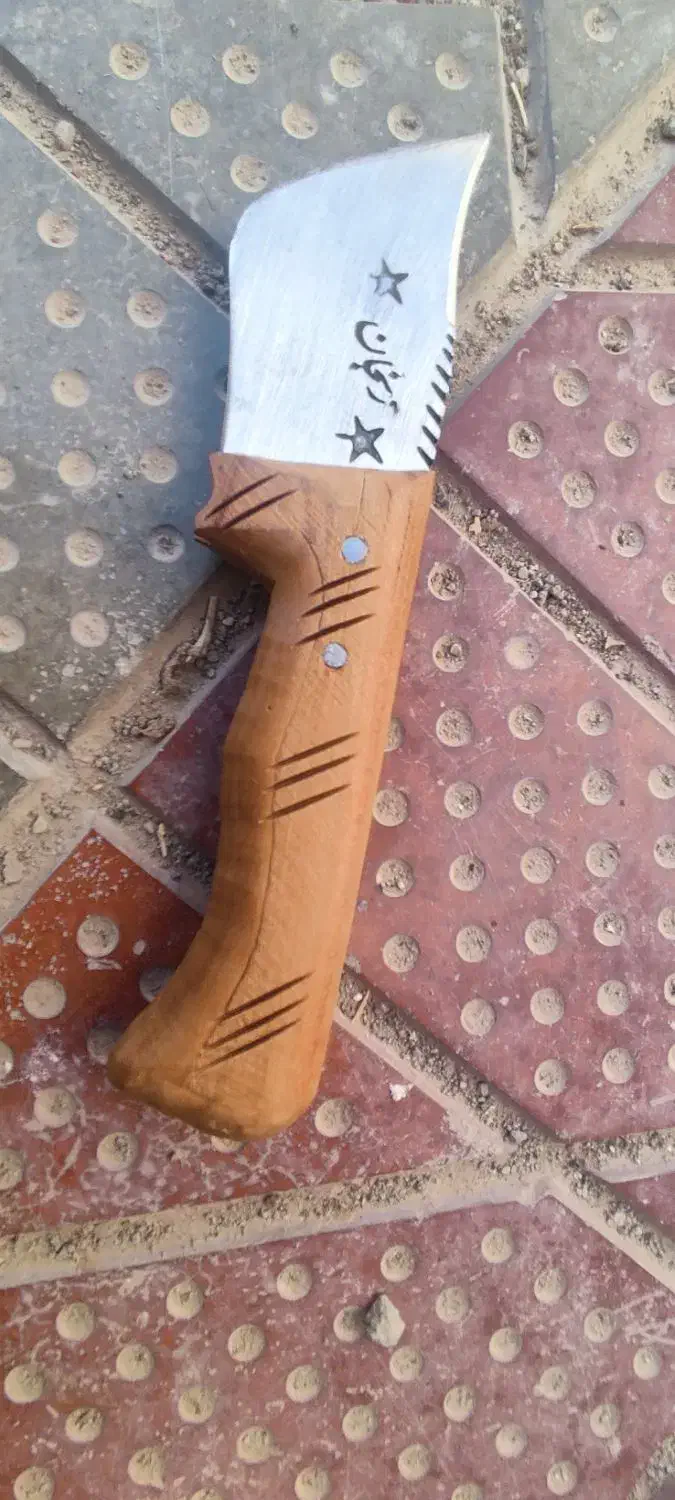 چاقو|ظروف پخت‌وپز|تربت‌حیدریه, بالا ولایت|دیوار
