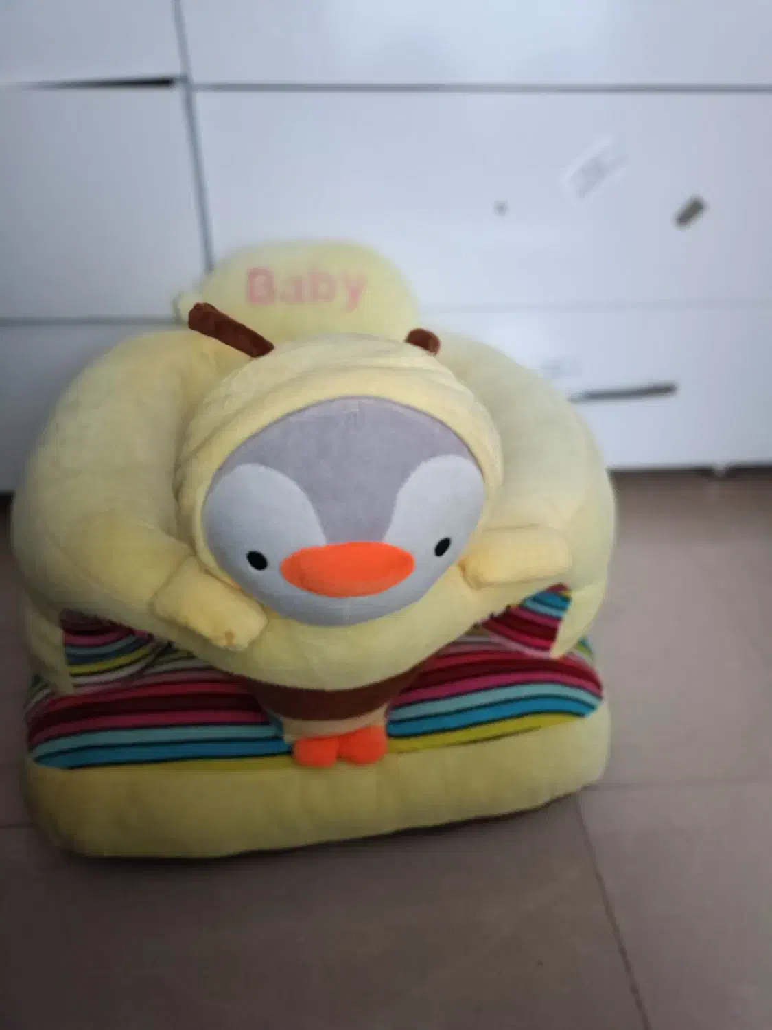 صندلی محافظ کودک|تخت و صندلی بچه|بیرجند, |دیوار