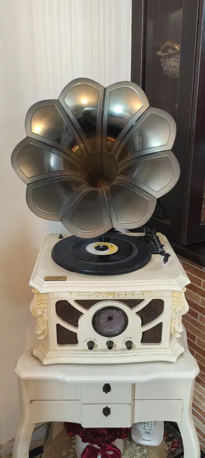 گرامافون|سیستم صوتی خانگی|بروجرد, |دیوار