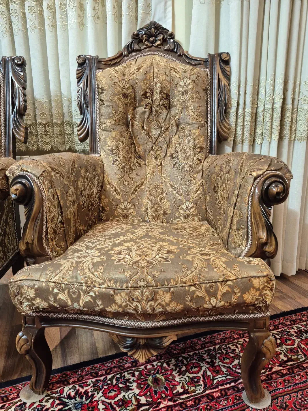 فروش مبل سلطنتی لوکس ۸ نفره در حد نو|مبلمان خانگی و میز عسلی|ابهر, |دیوار