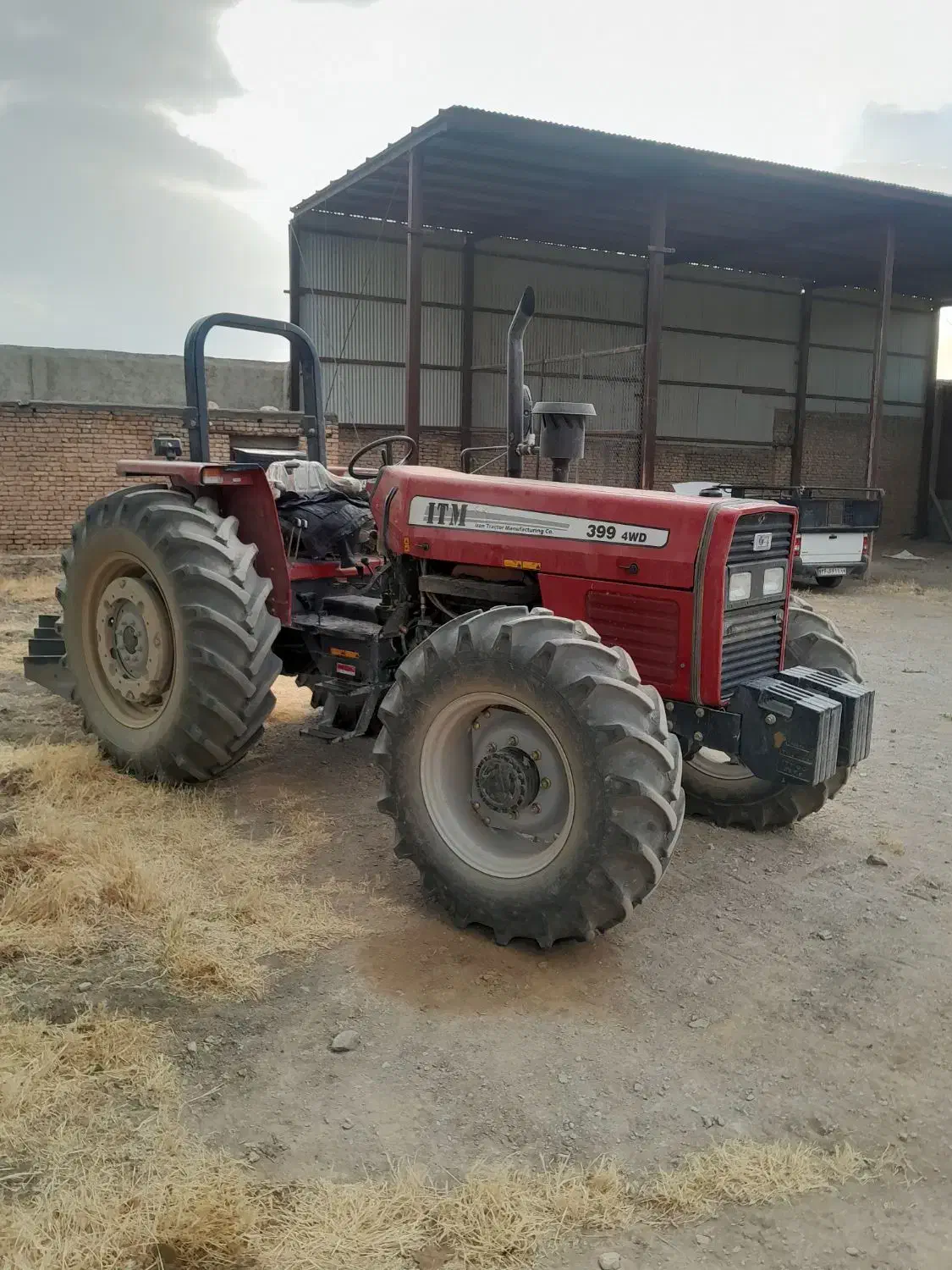 تراکتور۳۹۹ بذرکار|خودرو سنگین|کنگاور, |دیوار