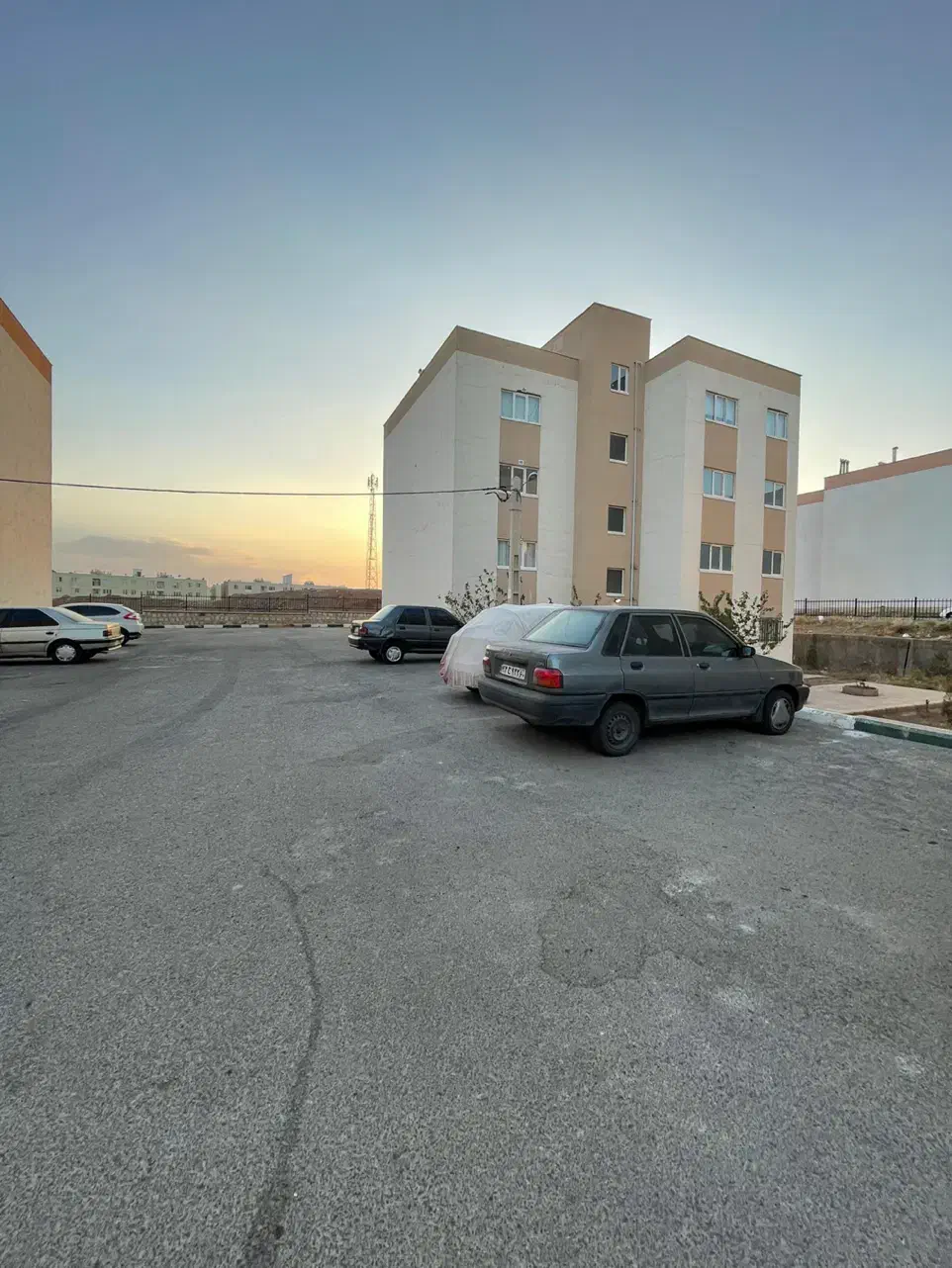 هسا دو خواب خام کلید و کارت قیمت کاسبی|فروش آپارتمان|پرند, فاز ۰|دیوار