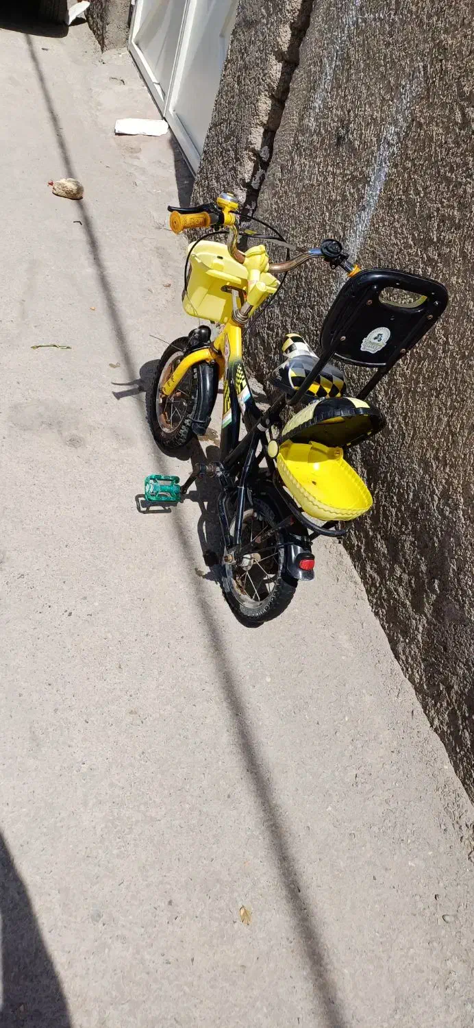 دوچرخه 12دخترانه|دوچرخه، اسکیت، اسکوتر|نیشابور, شهید بهشتی|دیوار