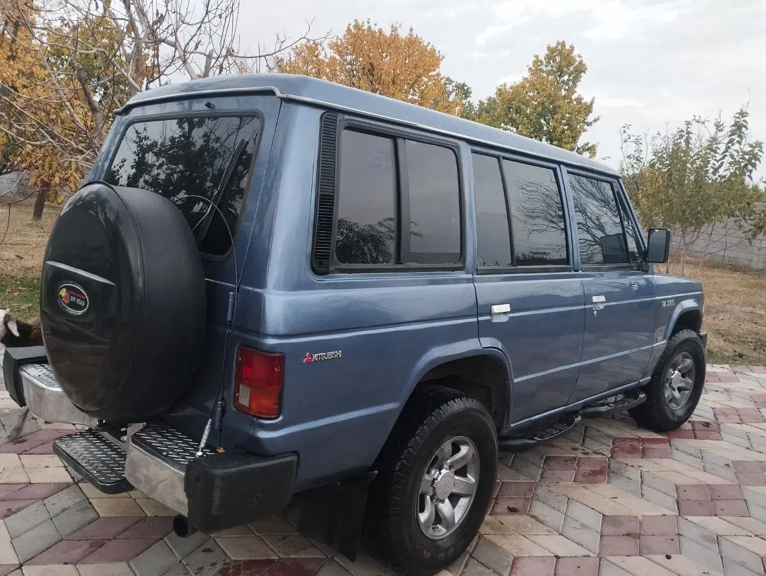 پاجیرو 88 چهار سیلندر|خودرو سواری و وانت|تهران, بلوار کشاورز|دیوار