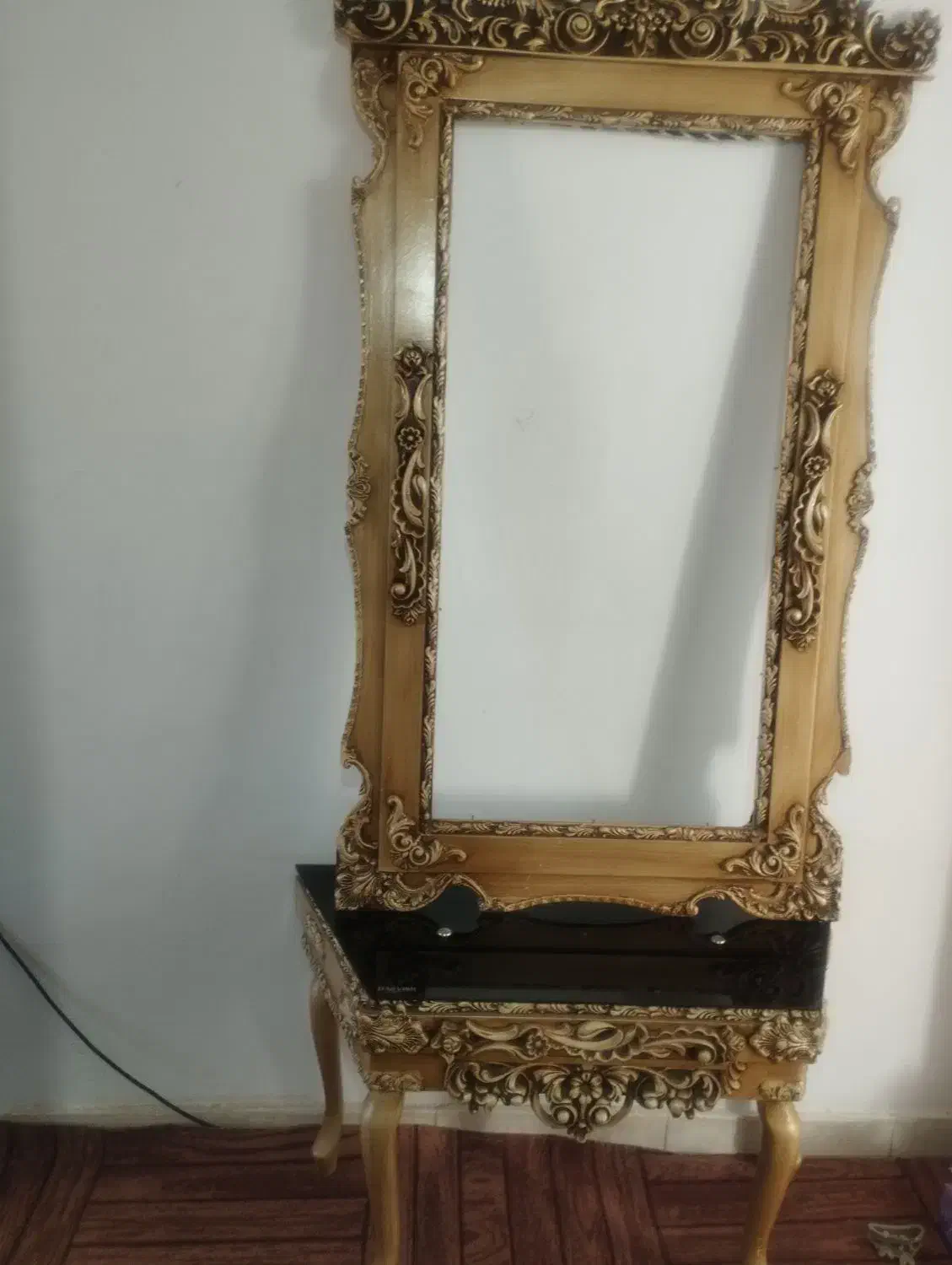 آینه و کنسول|بوفه، ویترین، کنسول|پرند, فاز ۵|دیوار