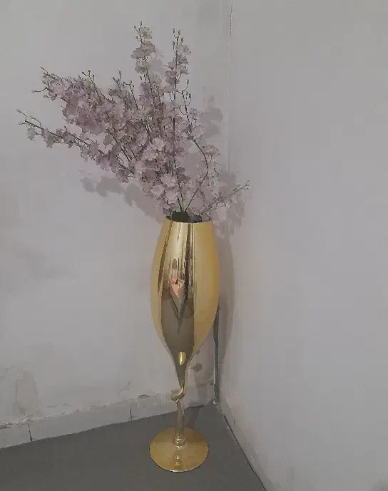 فروشی|گل مصنوعی|الیگودرز, |دیوار