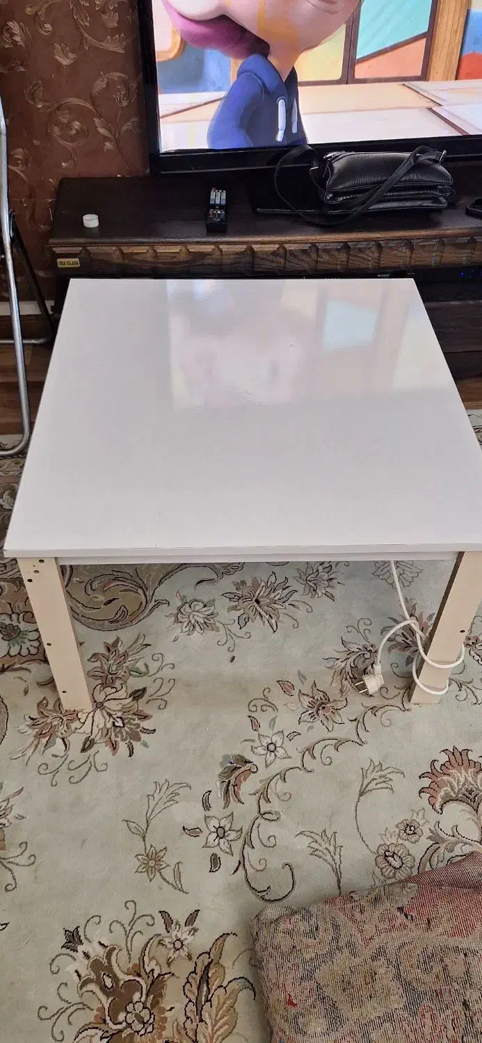 میز کرسی|میز و صندلی غذاخوری|باسمنج, |دیوار