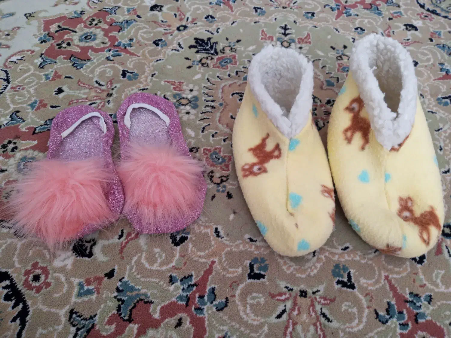 پوشاک بچگانه|کفش و لباس بچه|اندیشه, اندیشه فاز ۲|دیوار