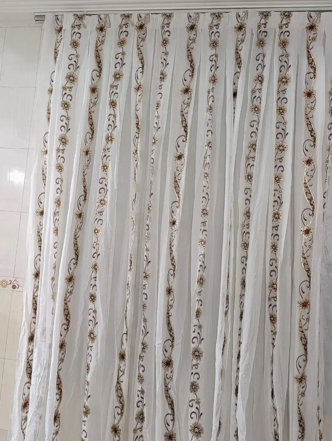 سه عدد پرده حریر گل قهوه ای|پرده، رانر، رومیزی|جوانرود, |دیوار