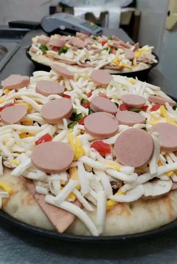 پیتزا فقط ۱۰۰ تومن ساندویچ ۴۰‌تومن فست فود|خوردنی و آشامیدنی|دورود, |دیوار