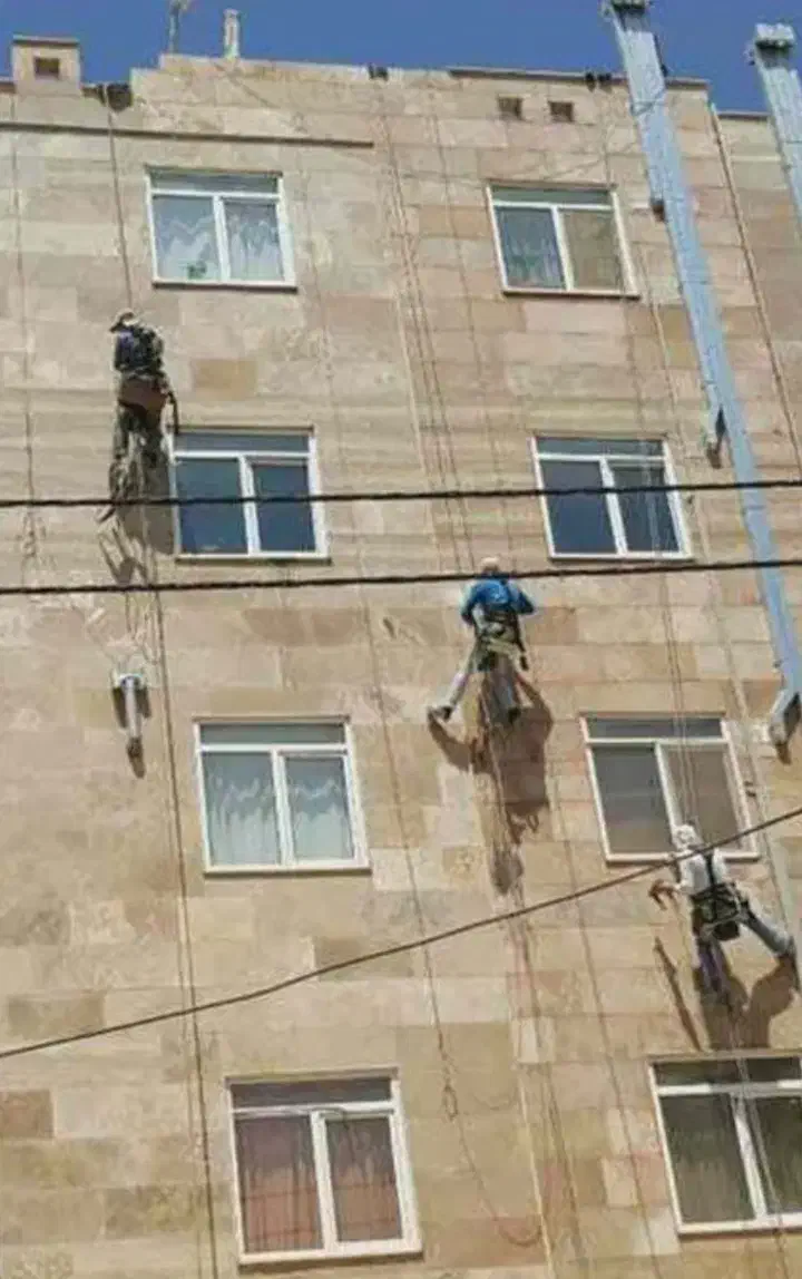 پیچ و رولپلاک سنگ نما.نماشویی. رنگ و رزین|خدمات پیشه و مهارت|مهاجران, |دیوار