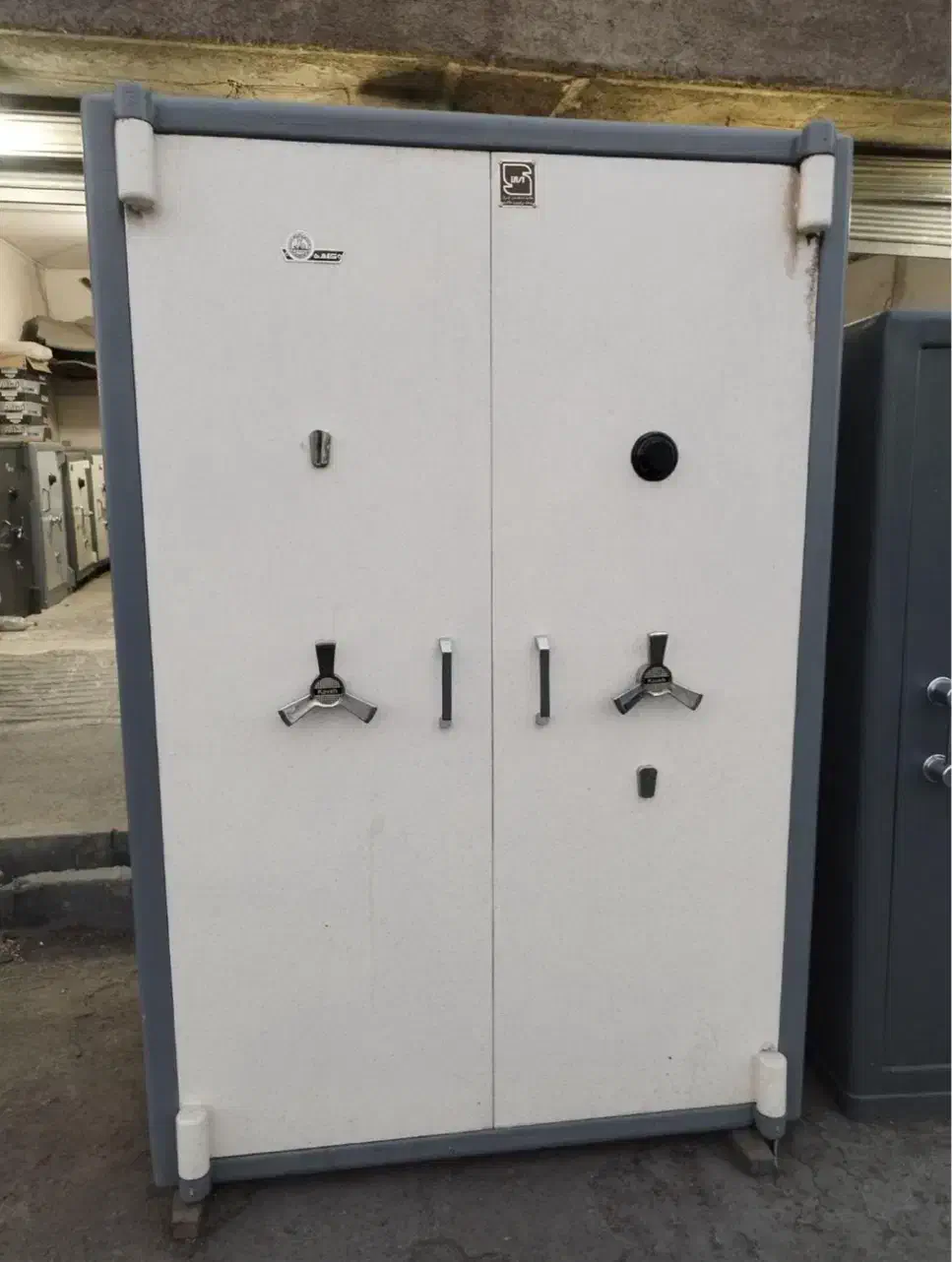 گاوصندوق بانکی،اداری،فروشگاهی،املاکی،گاو صندوق|ابزارآلات|یزد, |دیوار