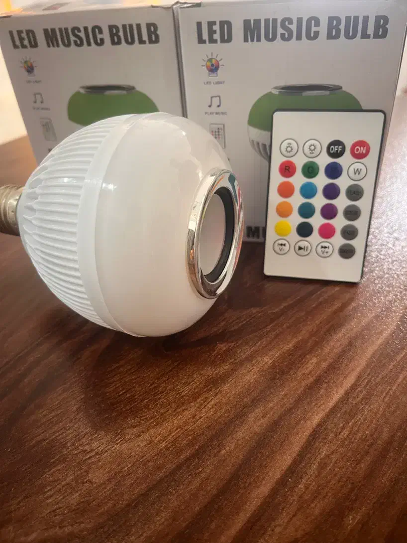 لامپ اسپیکر دار|لامپ و چراغ|قم, حنیف نژاد|دیوار