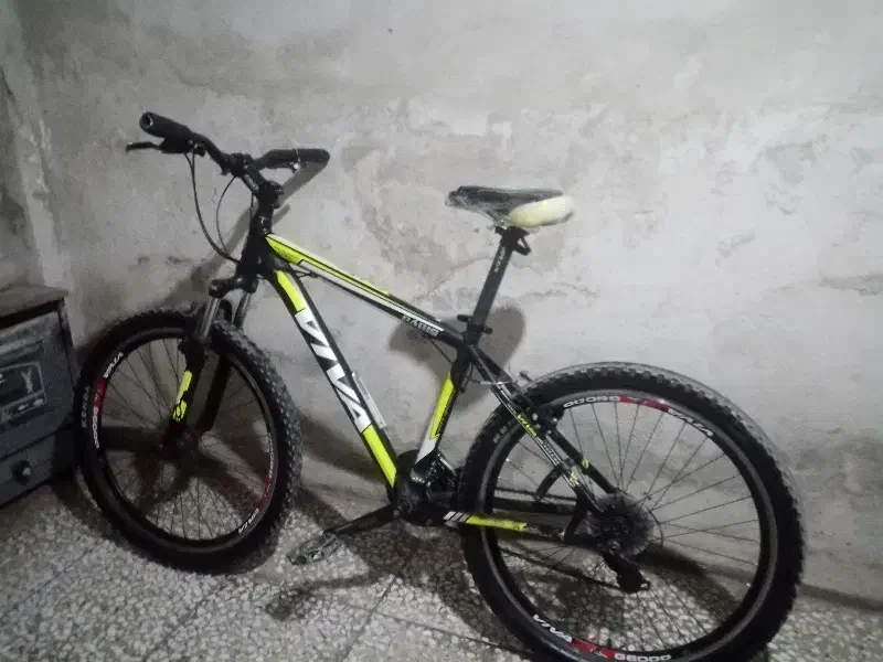 ویوا پاریس ۲۶|دوچرخه، اسکیت، اسکوتر|گنبد کاووس, |دیوار