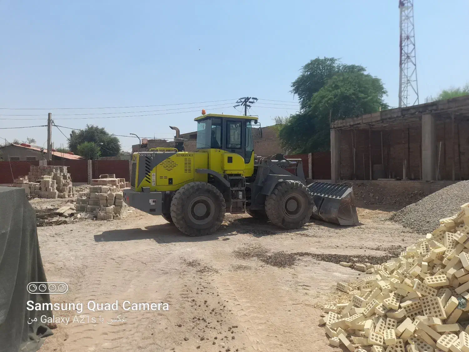 فروش یک دستگاه لودر سپاهان ۹۳۶ چهار تن|خودرو سنگین|مسجد سلیمان, |دیوار