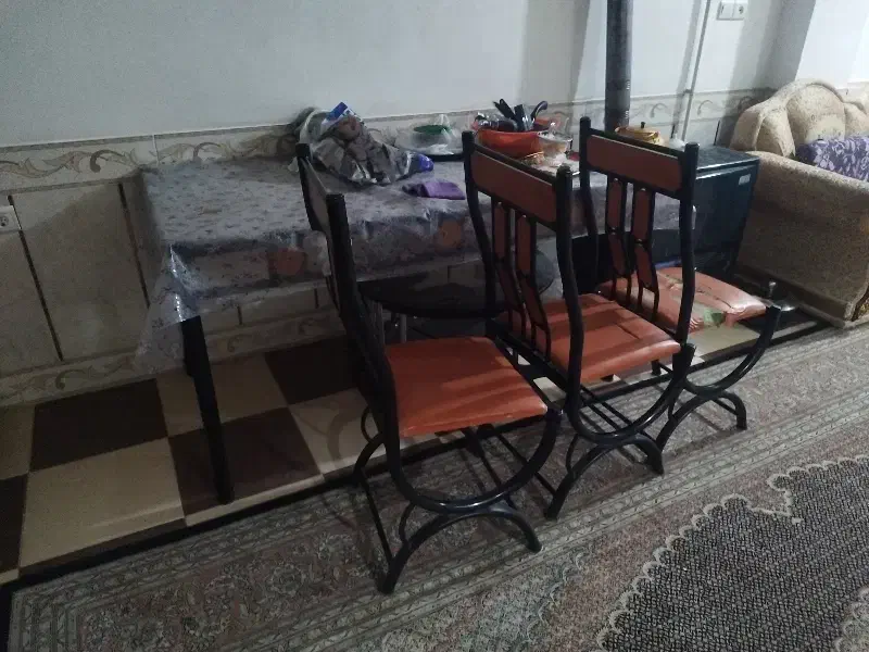 میز و صندلی 4نفره|میز و صندلی غذاخوری|شهرکرد, |دیوار