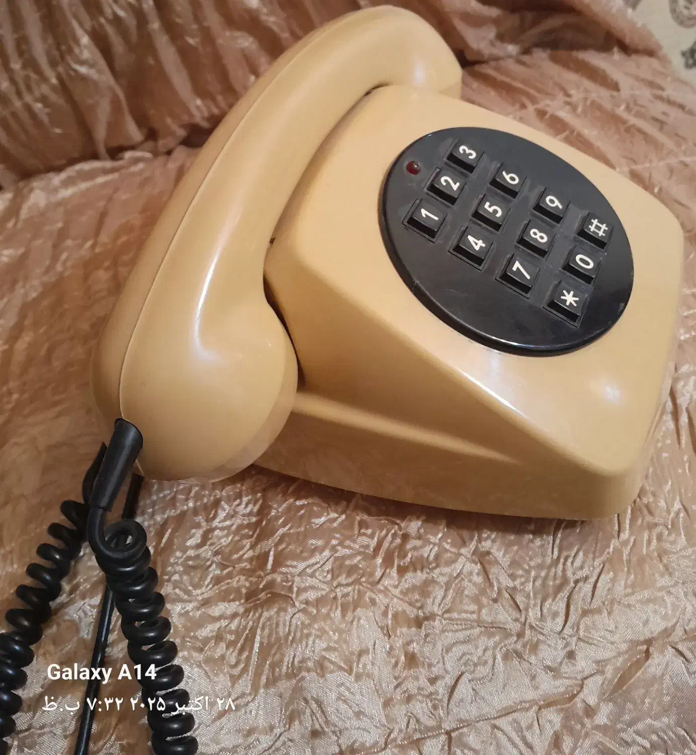 گوشی تلفن|تلفن رومیزی|سراب, |دیوار