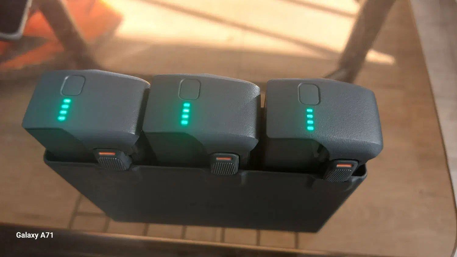 باتری آواتا۲هاب شارژر اواتا۲|دوربین عکاسی و فیلمبرداری|تهران, مرادآباد|دیوار