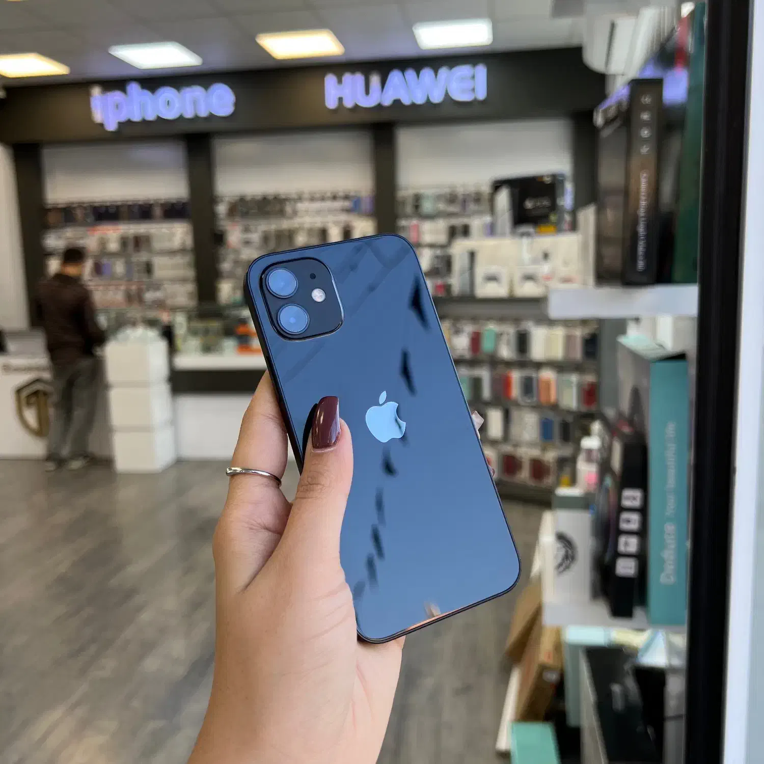 ۱۲ نرمال باطری ۱۰۰ درصد مشکی|موبایل|گرگان, |دیوار