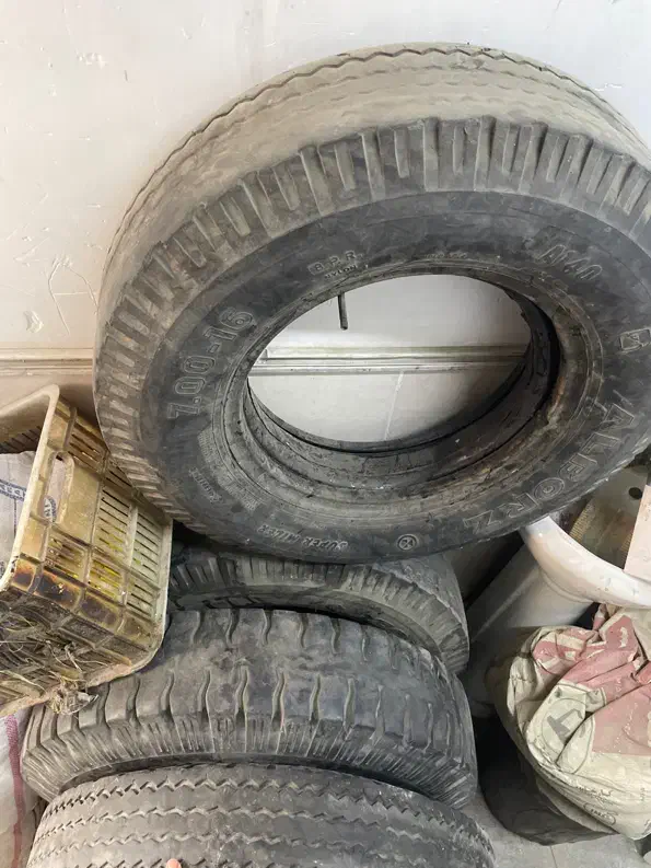 لاستیک نیسان۵عدد|قطعات یدکی و لوازم جانبی|مشهد, کوی سیدی|دیوار