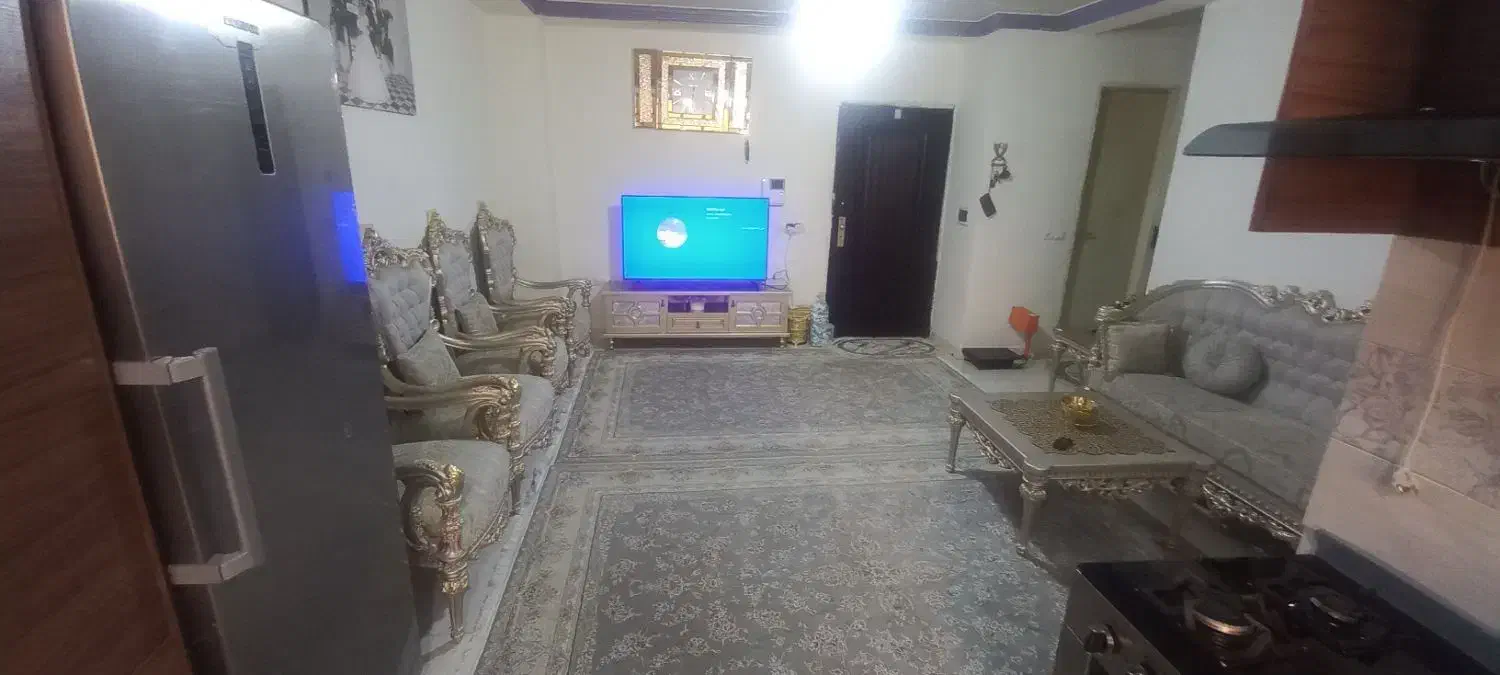 اجاره خانه با همراه پارکینگ آسانسور|اجارهٔ آپارتمان|بهارستان, |دیوار