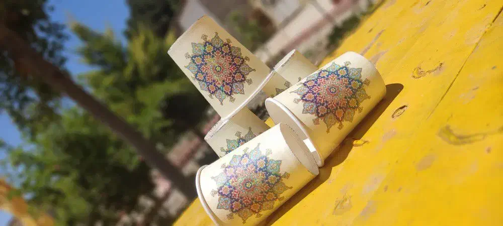 لیوان کاغذی|ظروف نگهدارنده، پلاستیکی، یک‌بارمصرف|بلده, |دیوار