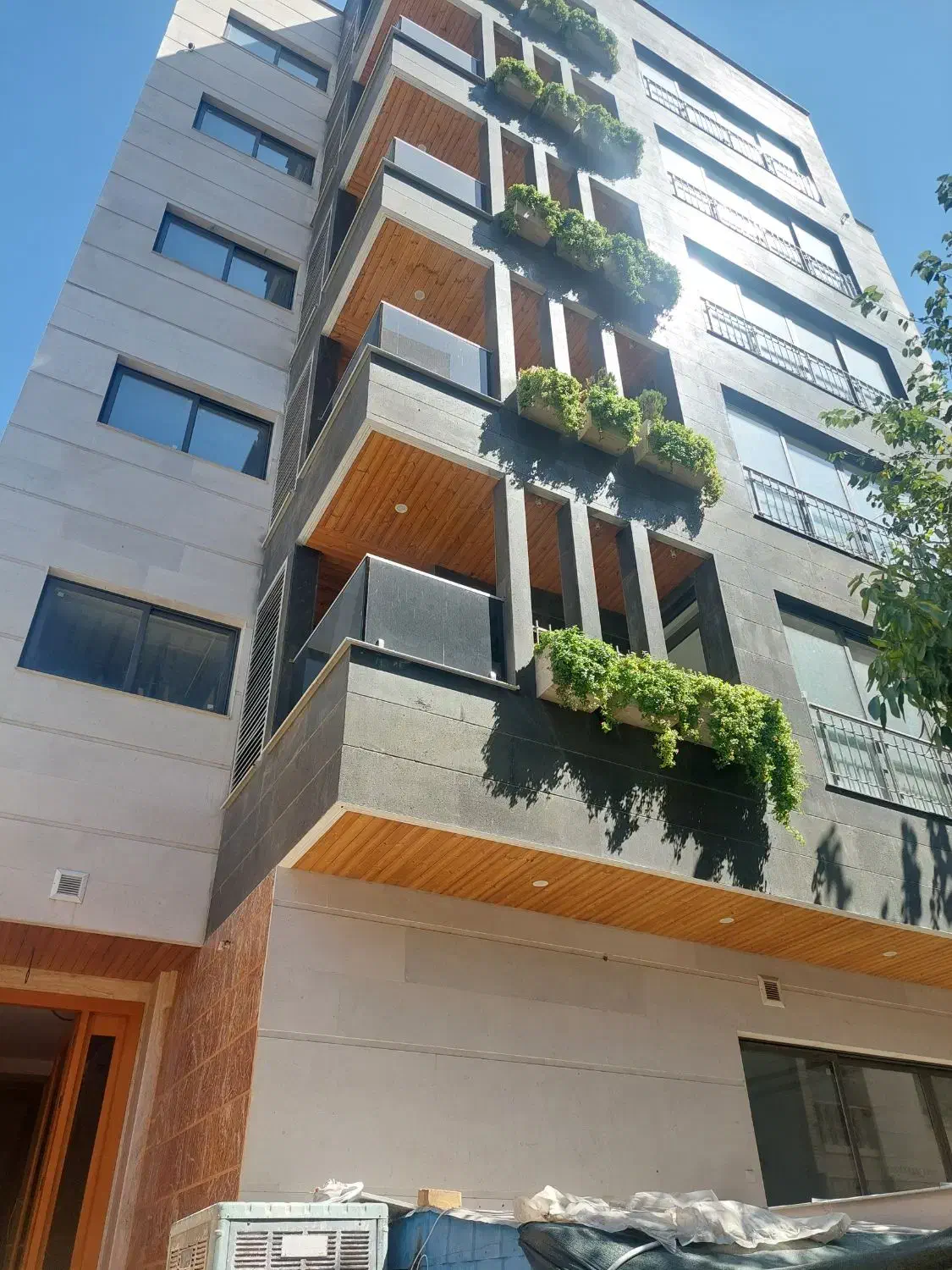 ۶۵۰ متر پکیج تجاری اداری|فروش دفتر کار، اتاق اداری، مطب|شیراز, ملاصدرا|دیوار