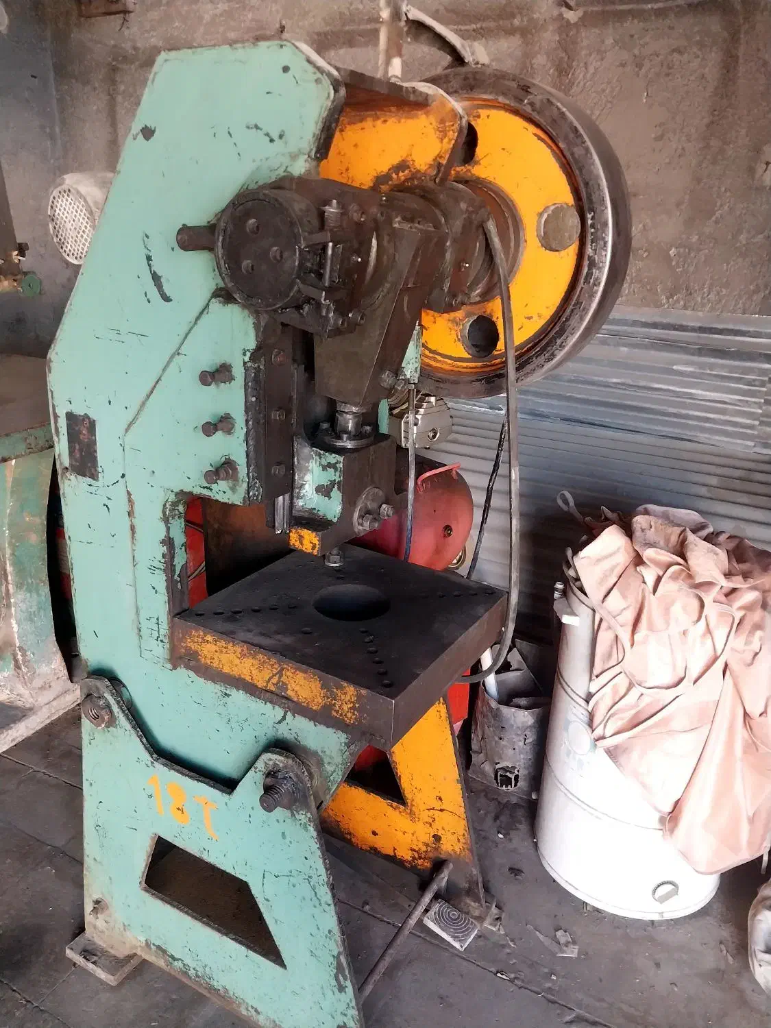 پرس ضربه ای|ماشین‌آلات صنعتی|اصفهان, جنیران (لادان)|دیوار