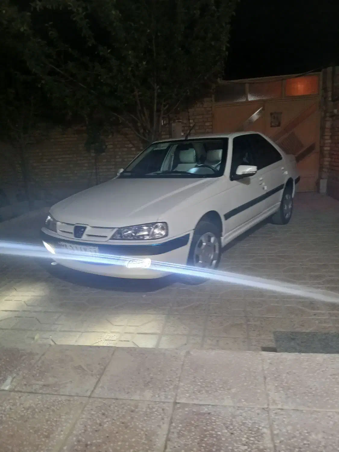 پژوپارسسال xu7p 402|خودرو سواری و وانت|همدان, |دیوار