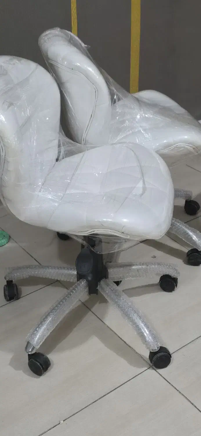 لوازم آرایشگاه(کمد  ترولی کیف دستگاه استریل)|آرایشگاه و سالن‌های زیبایی|اهواز, ۳۰ متری|دیوار