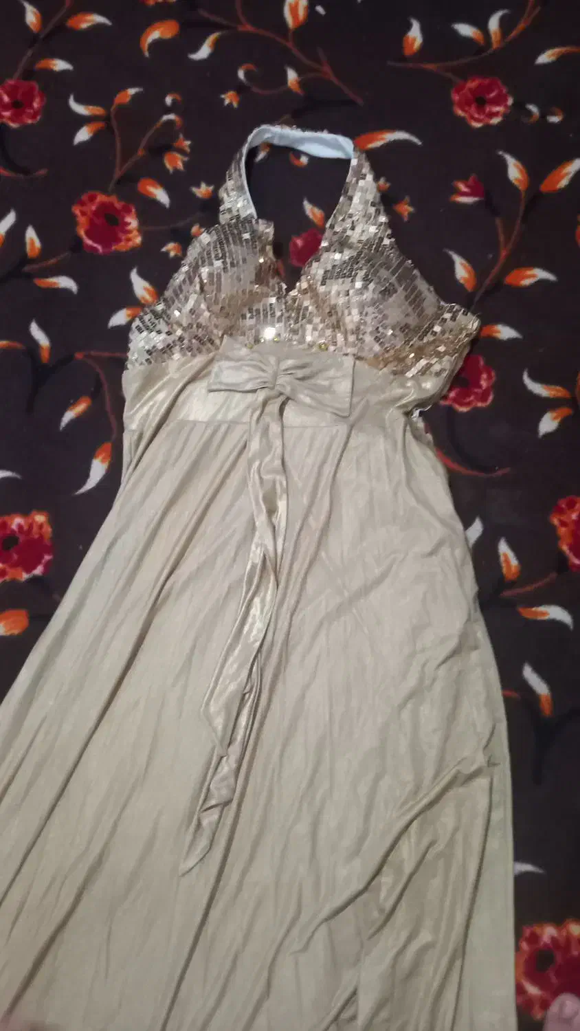 لباس مجلسی|لباس|مسجد سلیمان, |دیوار