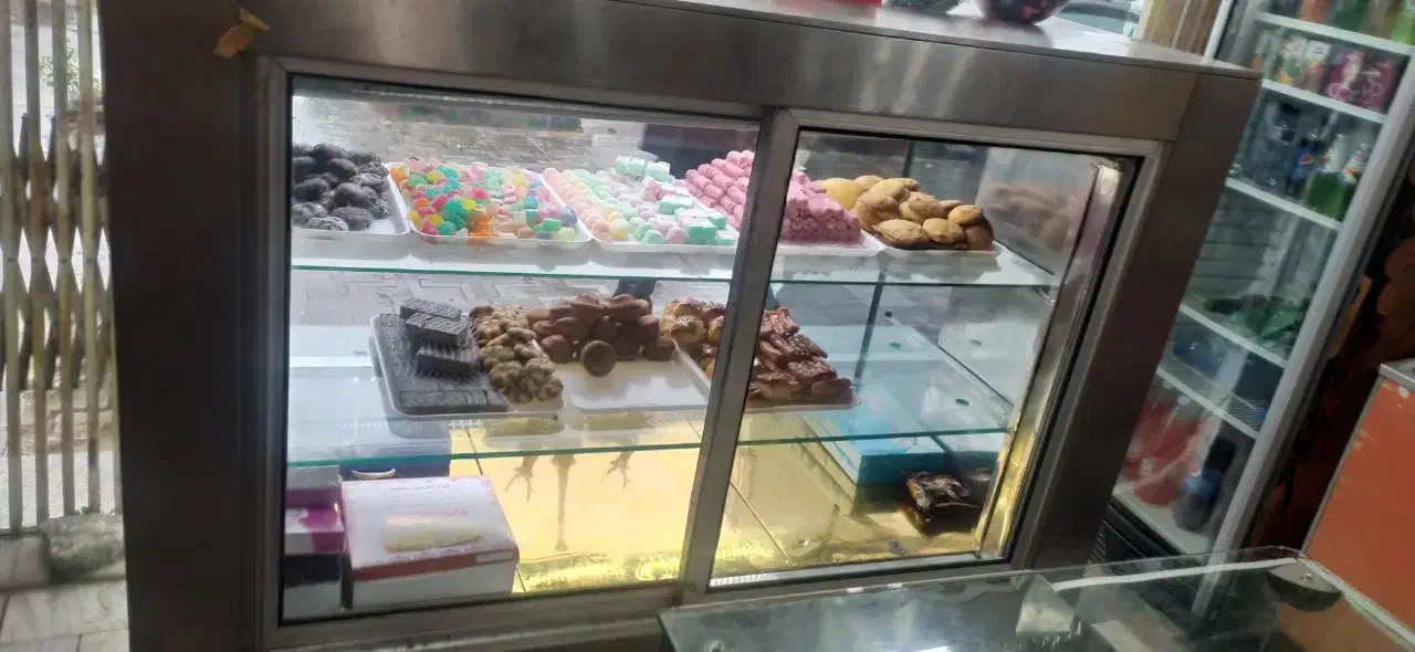 یخچال ویترینی بدون موتور|کافی‌شاپ و رستوران|رودسر, |دیوار